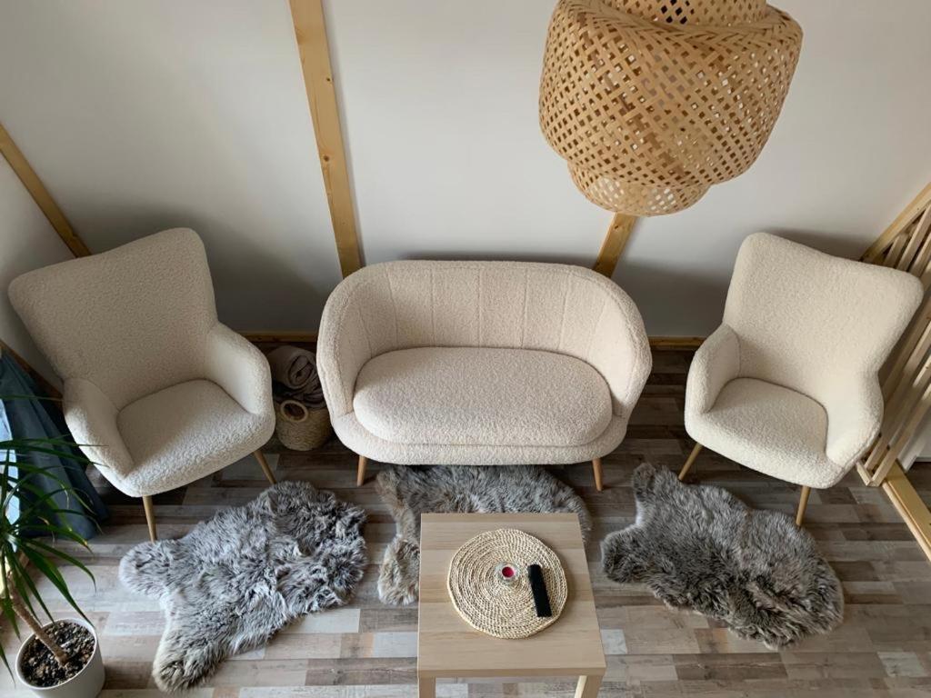 Casutele Din Poienita Villa Comarnic Bagian luar foto